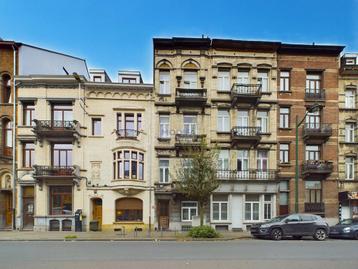 Maison à vendre à Anderlecht, 5 chambres beschikbaar voor biedingen