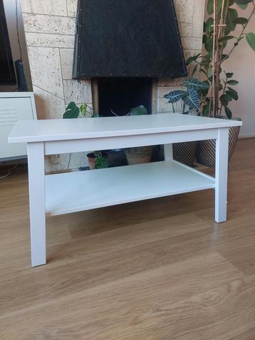 Ikea Lunnart salontafel beschikbaar voor biedingen