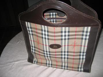 Burberrys tas beschikbaar voor biedingen