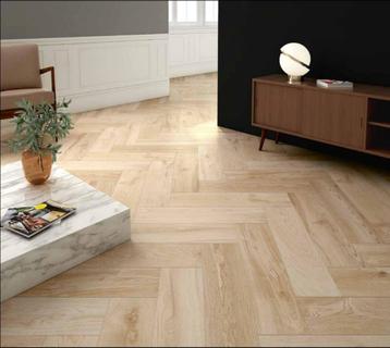 Houtlook visgraad merk Ermes 798x196.5x9mm naturale R9 beschikbaar voor biedingen