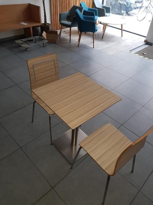 Horeca | 1 table + 2 chaises Design Horeca (11 Pièces Dispo), Zakelijke goederen, Horeca | Meubilair en Inrichting, Meubilair