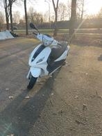 Piaggio fly 50cc 4t snor (NL PAPIEREN!!!), Comme neuf, Enlèvement, Fly, Classe A (25 km/h)