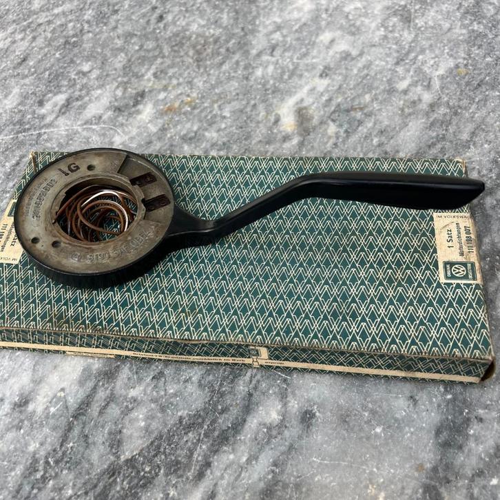 VW Type 3 NOS richtingaanwijzerschakelaar 61-67 stengel, Auto diversen, Auto-accessoires, Zo goed als nieuw, Verzenden