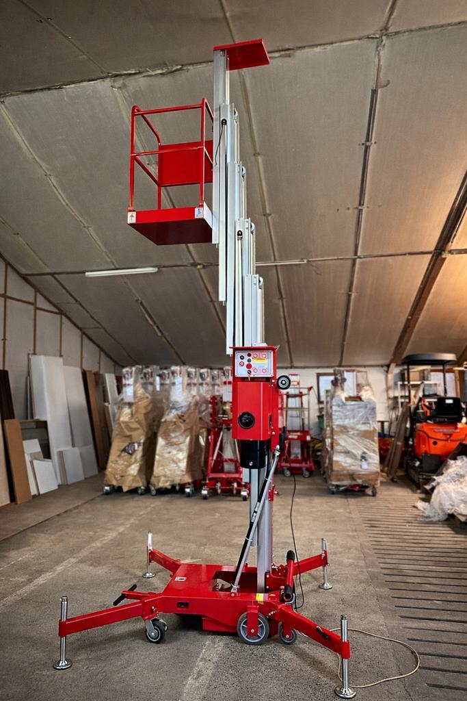 Compacte Masthoogwerker, Zakelijke goederen, Machines en Bouw | Liften, Steigers en Ladders, Ophalen of Verzenden