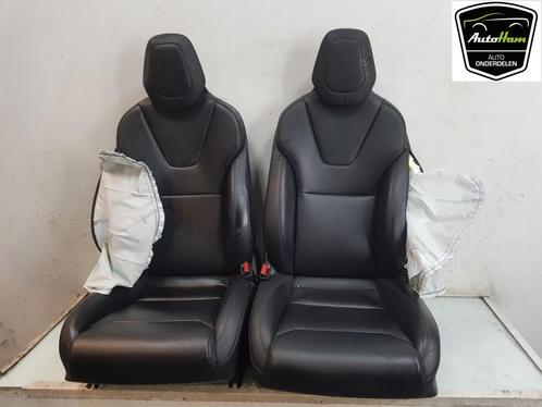 INTERIEUR Tesla Model X SUV 75D (A0003K8775D) (01-2013/-), Auto-onderdelen, Interieur en Bekleding, Overige automerken, Gebruikt