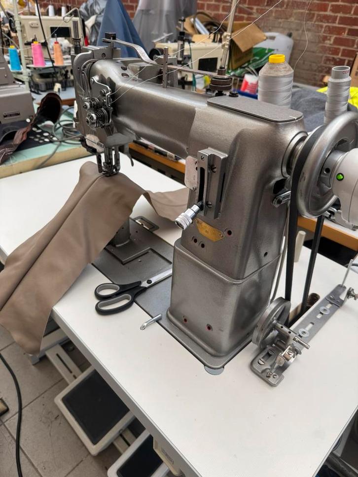 Aiguille double à bras libre Pfaff 10 mm, Hobby & Loisirs créatifs, Machines à coudre & Accessoires, Comme neuf, Pfaff, Enlèvement