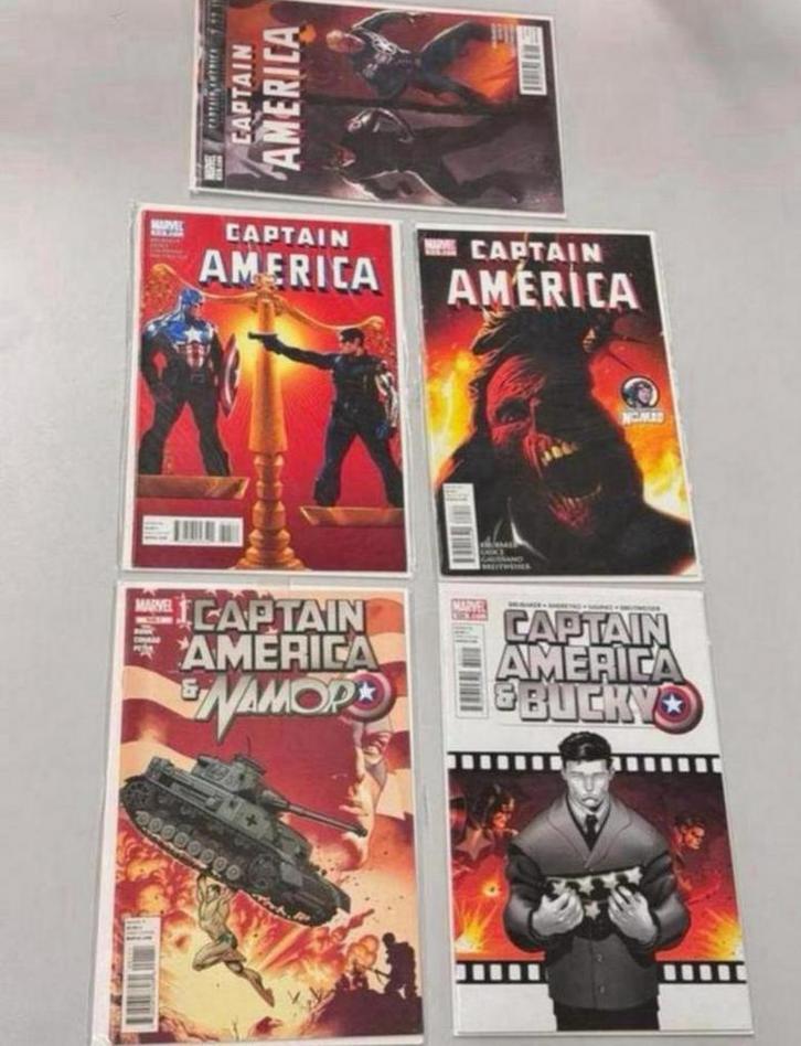 5x comic comics Captain America 2011-12 615 614 620 635 619, Boeken, Strips | Comics, Zo goed als nieuw, Meerdere comics, Amerika