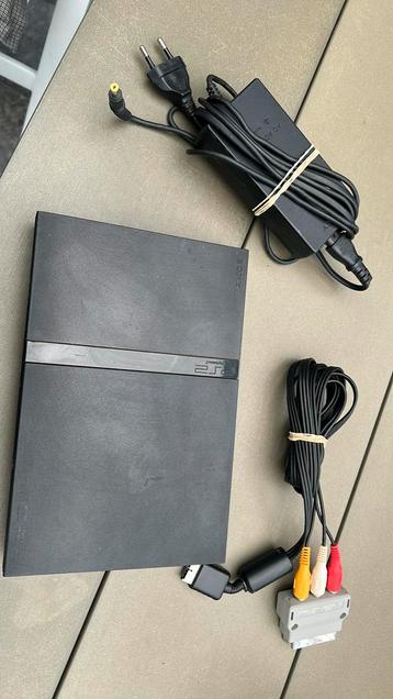 PlayStation 2 met stuur en 2 controlers