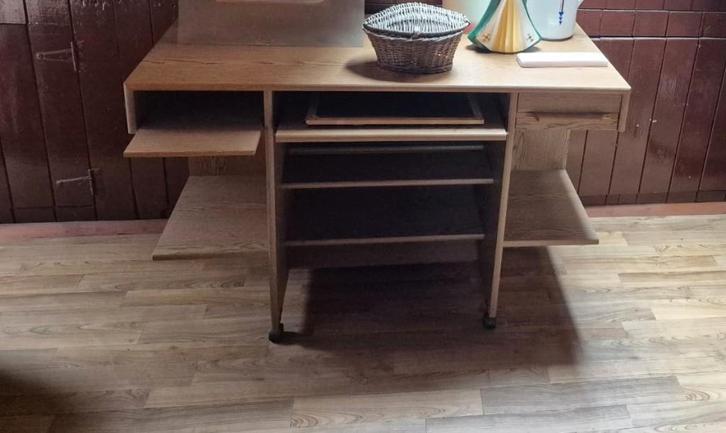 Vintage Bureau/kastje, Maison & Meubles, Bureaux, Utilisé, Bureau, Enlèvement