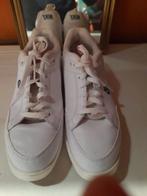 Nike Witte Sportschoenen, Sport en Fitness, Ophalen of Verzenden, Zo goed als nieuw, Overige sporten, Nike