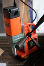 magneet boormachine, Doe-het-zelf en Bouw, Gereedschap | Boormachines, Ophalen, Zo goed als nieuw, Boormachine