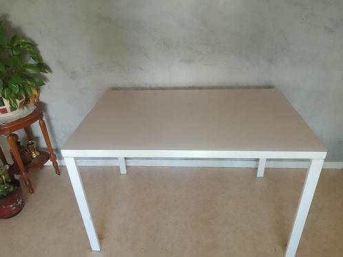 Ikea-tafel (metaal/glas) - 4 personen, Huis en Inrichting, Tafels | Eettafels, Gebruikt, 50 tot 100 cm, 100 tot 150 cm, Vier personen