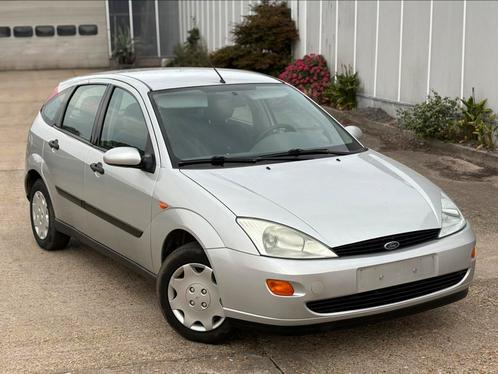 Ford focus 1.4i met keuring , klaar voor inschrijving, Auto's, Ford, Particulier, Focus, Benzine, 5 deurs, Handgeschakeld, Ophalen