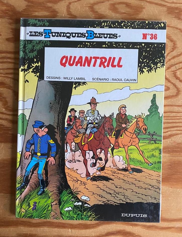 LES TUNIQUES BLEUES    EO TBE+, Livres, BD, Enlèvement ou Envoi