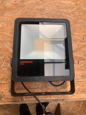 Buitenverlichting of binnen led lamp  beschikbaar voor biedingen
