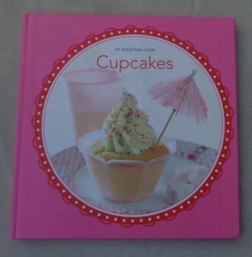Livre de recettes XENOS 40 CUPCAKES À COUVERTURE RIGIDE 2012, Envoi, Comme neuf
