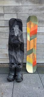 K2 Snowboard (145) + Burton Bindings & Boots + Bag, Enlèvement ou Envoi, Utilisé, Planche