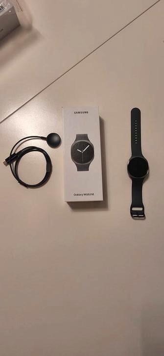 Samsung Galaxy Watch 8 beschikbaar voor biedingen