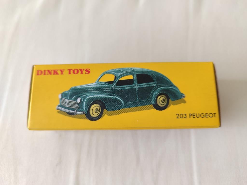 Dinky Toys 1:43 - Voiture miniature (2) - Simca 9 Aronde (24U) & Ford Vedette 49 (24Q) - Les