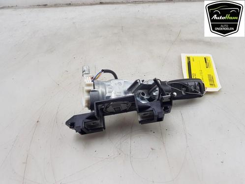 CONTACTSLOT + SLEUTEL Volkswagen Caddy IV (01-2015/09-2020), Auto-onderdelen, Overige Auto-onderdelen, Volkswagen, Gebruikt