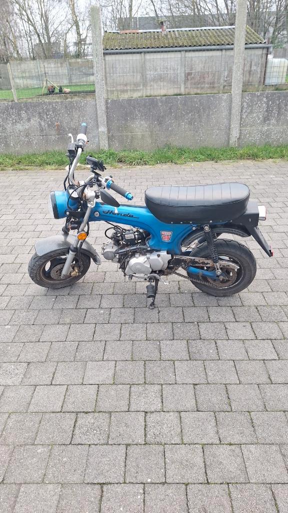 Honda Dax A klasse, Fietsen en Brommers, Brommers | Honda, Gebruikt, Overige modellen, Klasse A (25 km/u), Ophalen