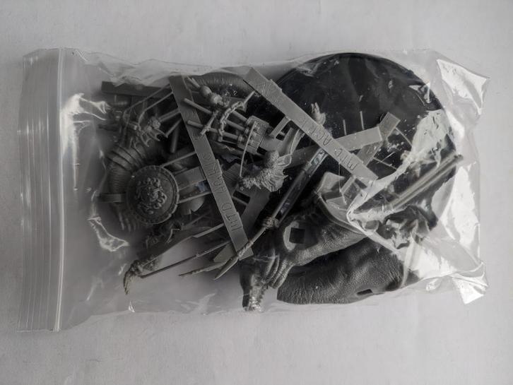 Mierce miniatures – Khtones - Akontar Agriosanra, Savrarchon, Hobby en Vrije tijd, Wargaming, Nieuw, Overige soorten, Figuurtje(s)