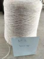 Cône de laine blanche (400 gr)   N3., Enlèvement ou Envoi