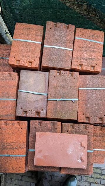 Tegelpannen - nieuw - Bourgondisch, Doe-het-zelf en Bouw, Ophalen, Zo goed als nieuw