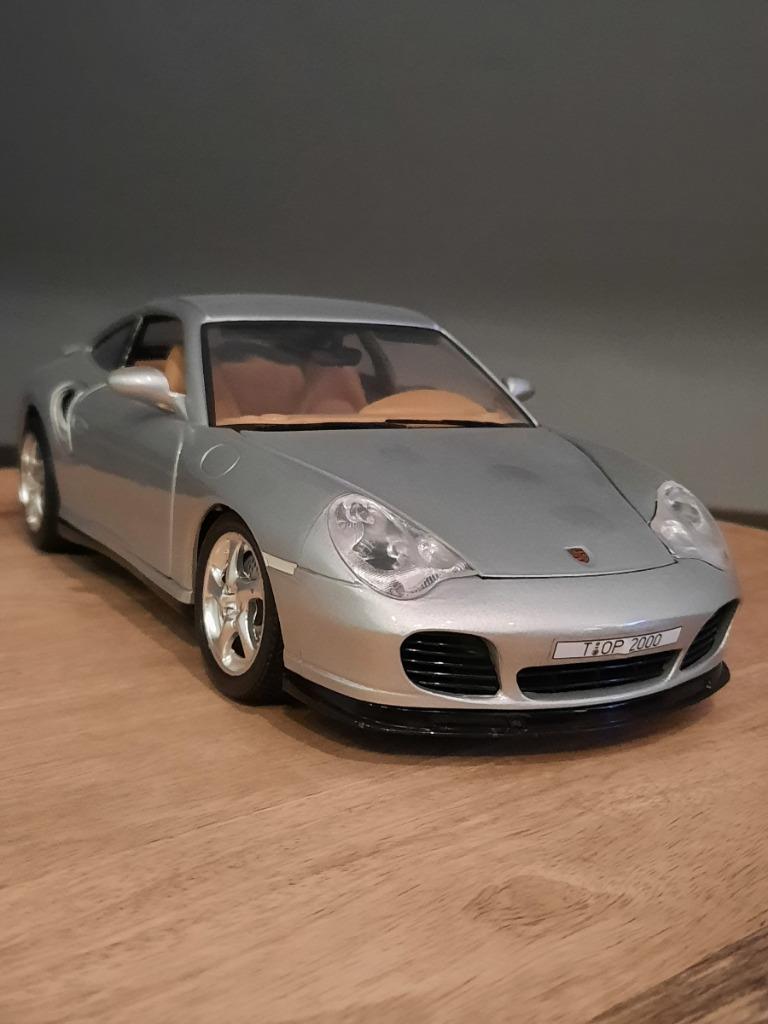 Porsche 911 Turbo (type 996) Burago, Hobby & Loisirs créatifs, Voitures miniatures | 1:18, Enlèvement, Comme neuf, Voiture, Burago