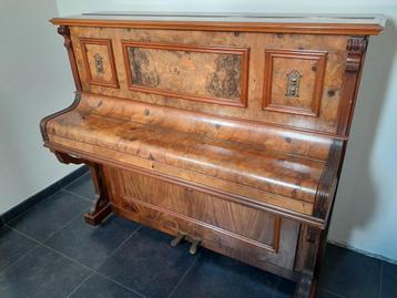 PIANO beschikbaar voor biedingen