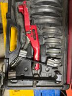 Cintreuse manuelle à cliquet avec galets en coffret comple, Enlèvement