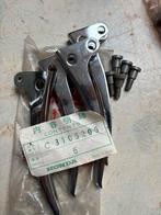 Honda C310 remhendel rechts, Ophalen