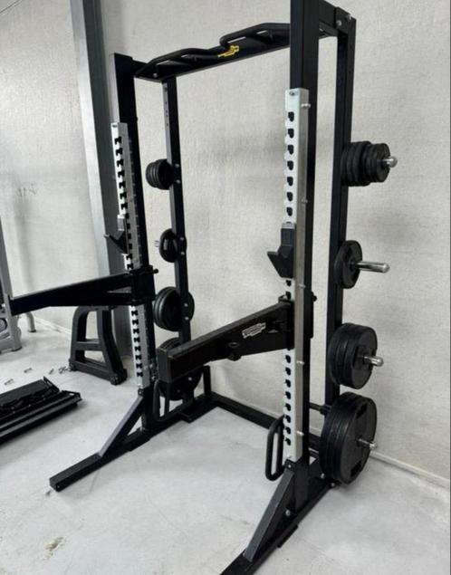 Technogym half rack! In nette staat!!, Sport en Fitness, Fitnessmaterialen, Zo goed als nieuw, Ophalen of Verzenden