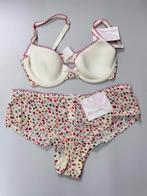 Jennifer Lopez JLO Lingerie creme roze beugelbh broekje 32B, Ophalen of Verzenden, Setje