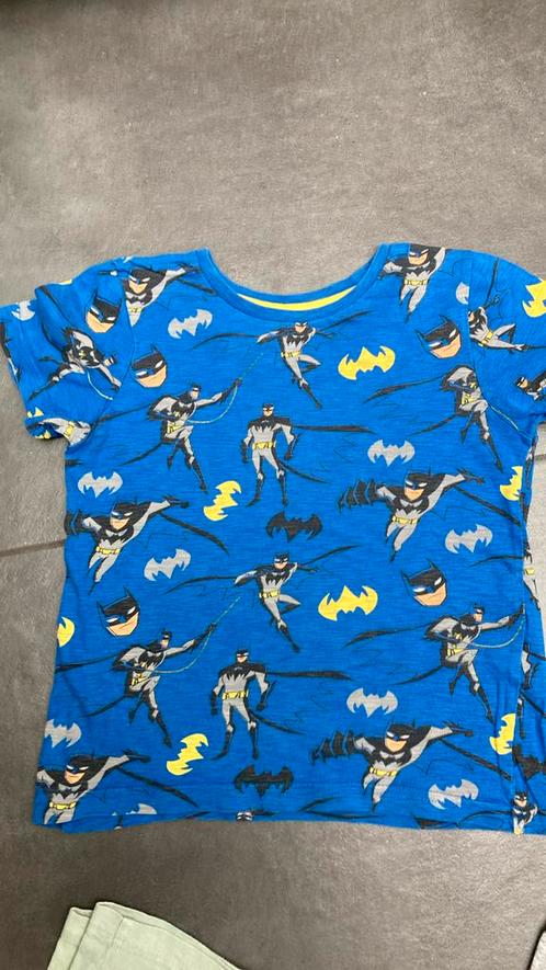 33: batman t shirt maat 116, Kinderen en Baby's, Kinderkleding | Maat 116, Zo goed als nieuw, Ophalen of Verzenden