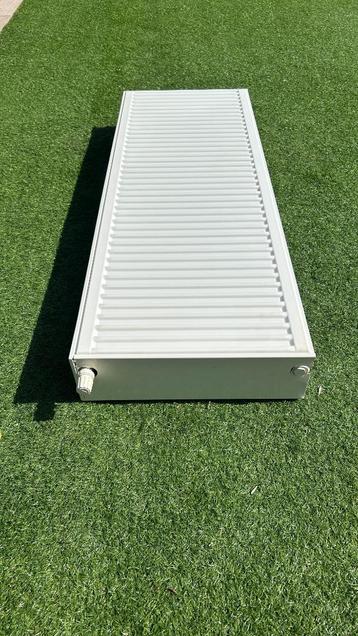 Radiator Radson 140x50x15 nieuw beschikbaar voor biedingen