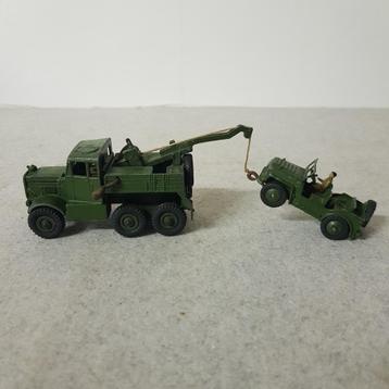 Dinky Toys recovery tractor 661 en Austin champ 674, Enlèvement ou Envoi, Dinky Toys