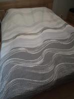 Grijs-witte sprei. 100% polyester (200x250 cm) Nieuw, Verzenden, Wit, Overige typen, Nieuw