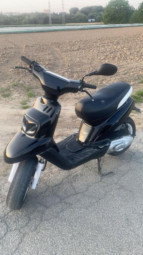 Mbk booster 70cc a klassen, Fietsen en Brommers, Scooters | Yamaha, Zo goed als nieuw, Overige modellen, Klasse A (25 km/u), Tweetakt