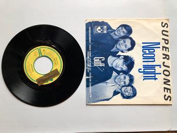 Super Jones : Neon Light (Nederbeat ; 1979), Envoi