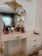 Bed en kledingkast en make-up tafel, Huis en Inrichting, Ophalen, 150 tot 200 cm, 150 tot 200 cm, Klassieke stijl
