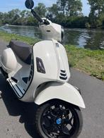 Vespa 125cc, Fietsen en Brommers, Ophalen, Gebruikt