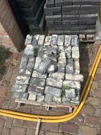 Ongeveer 200 blauwe paepstenen, Doe-het-zelf en Bouw, Metselstenen, Ophalen