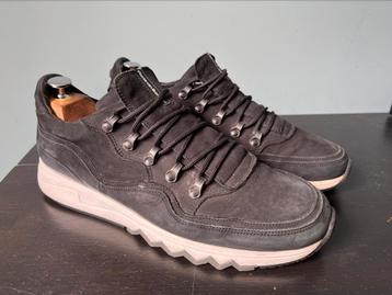 Floris van Bommel sneakers maat 9 / 43 beschikbaar voor biedingen