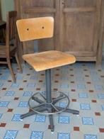 ancienne chaise de labo/d'atelier, Ophalen