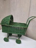 Rieten poppwagentje, Ophalen, Gebruikt, Decoratie