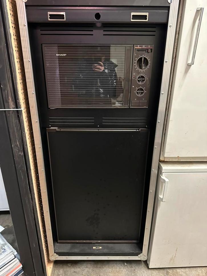 Ensemble  SHARP micro-ondes convection + réfrigérateur, Electroménager, Réfrigérateurs & Frigos, Comme neuf, Avec compartiment congélateur