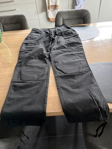 Broeken tactical en fjall raven beschikbaar voor biedingen