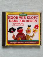 Bert en Ernie - Hoor wie klopt daar kinderen, Cd's en Dvd's, Cd's | Kerst en Sinterklaas, Sinterklaas, Ophalen of Verzenden, Zo goed als nieuw