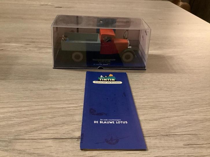 Kuifje miniatuur auto de blauwe lotus (Nieuw) (2005), Verzamelen, Stripfiguren, Nieuw, Beeldje of Figuurtje, Kuifje, Ophalen of Verzenden